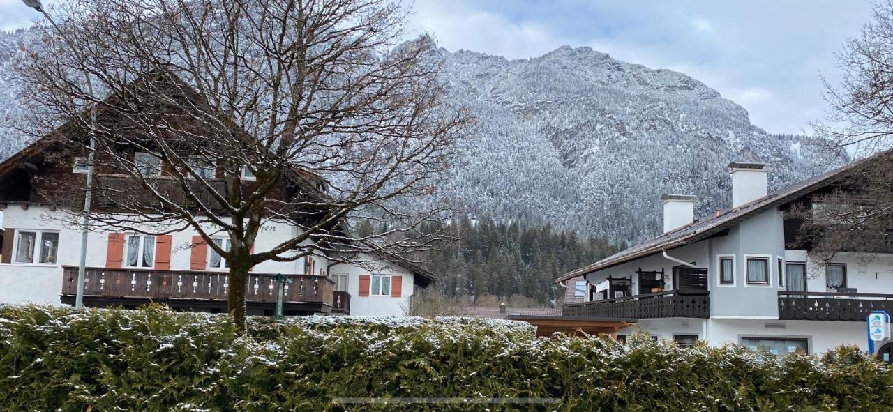 Ferienhaus Butterfly 2 Garmisch-Partenkirchen Exteriör bild